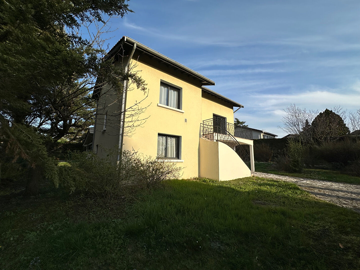 Agence immobilière de SÉLECTION IMMOBILIER - SELECTION IMMOBILIER Dardilly