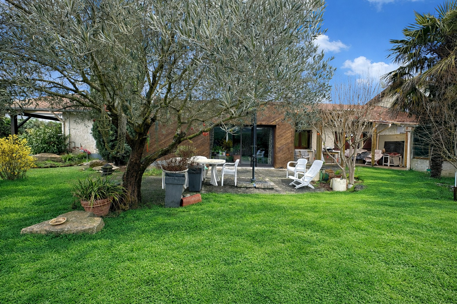 Agence immobilière de SÉLECTION IMMOBILIER - SÉLECTION IMMOBILIER Grezieu la Varenne