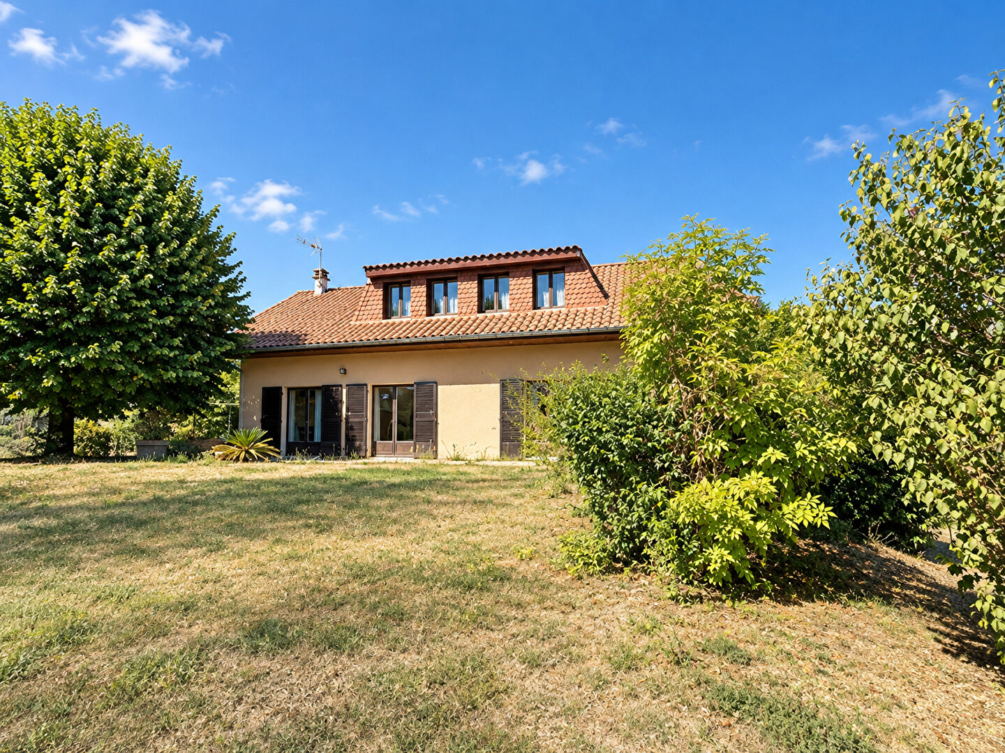 Agence immobilière de SÉLECTION IMMOBILIER - SÉLECTION IMMOBILIER Grezieu la Varenne