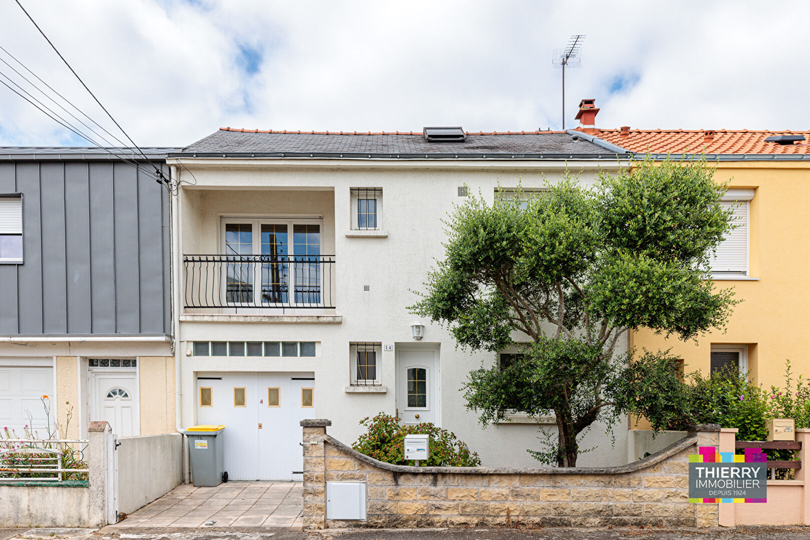 MAISON FAMILIALE AVEC JARDIN ET STUDETTE - GÉRAUDIÈRE/RENÉ CASSIN