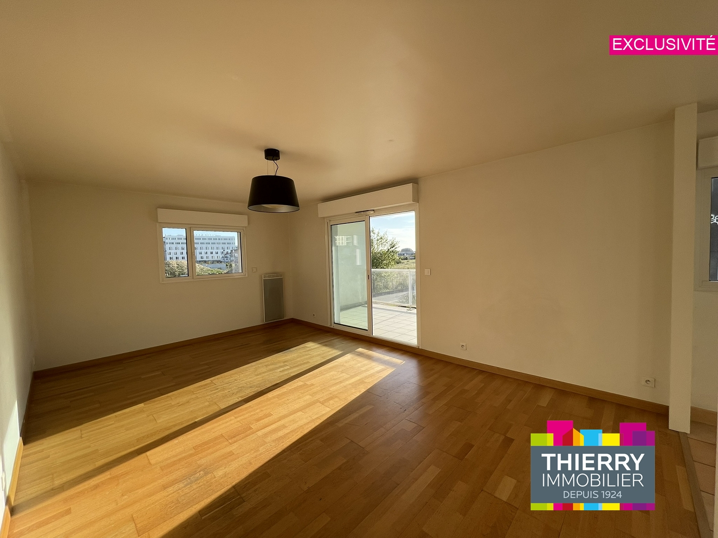 T3 REPUBLIQUE AVEC TERRASSE + PARKING + CAVE