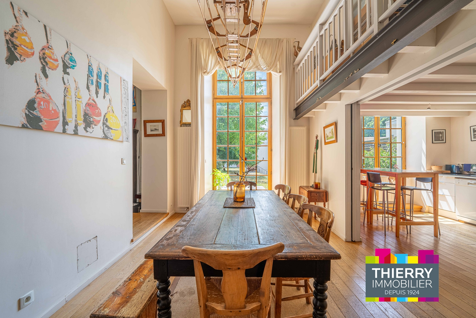 Photo GIGANT STANDING image 1/6