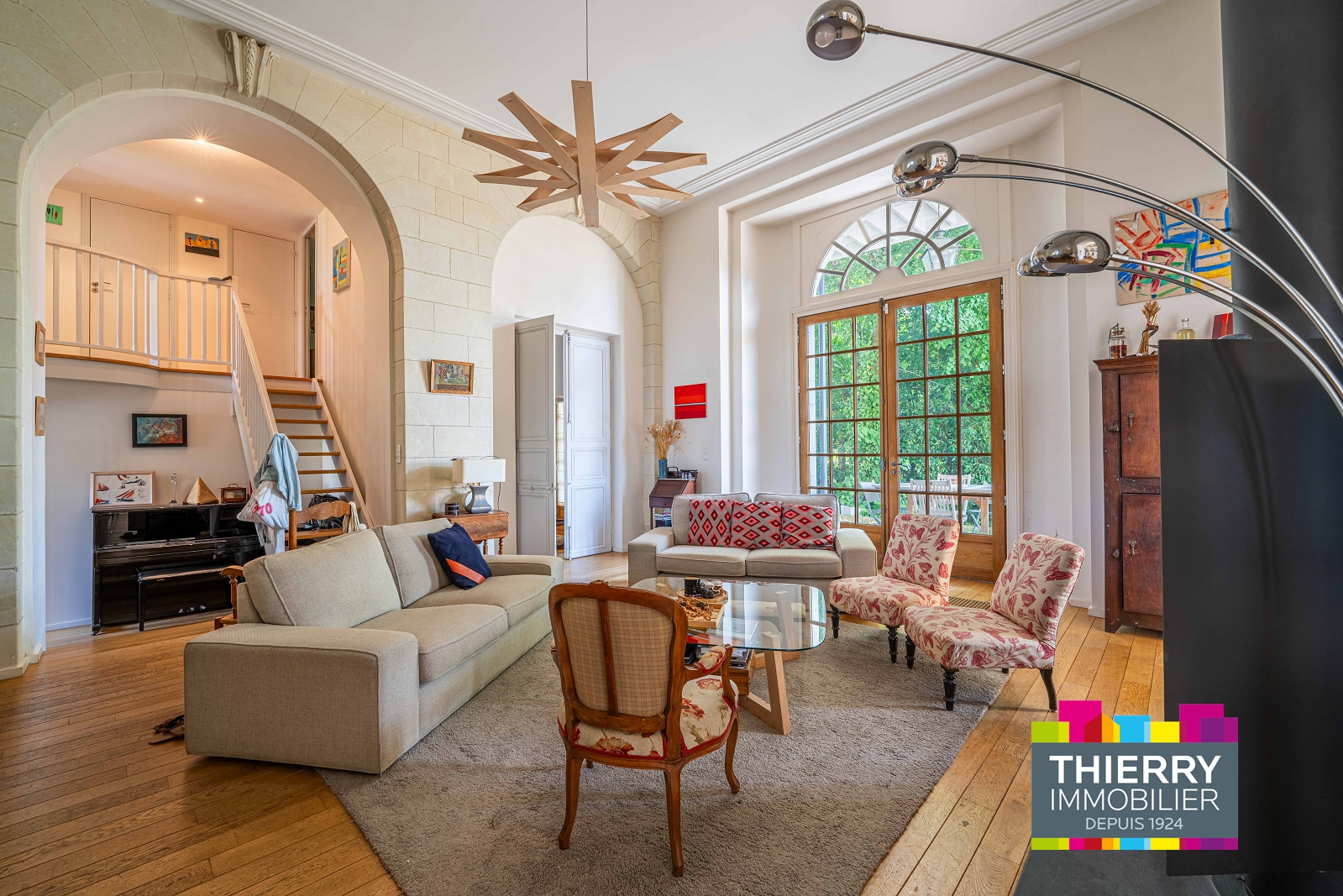 Photo GIGANT STANDING image 4/6