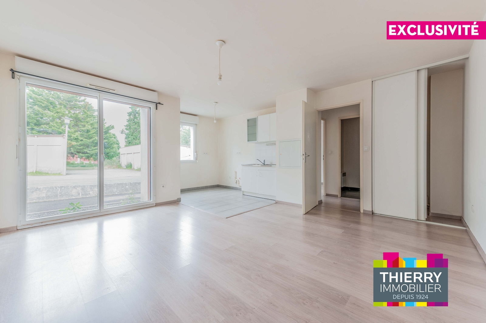 Photo COUERON BOURG image 2/5