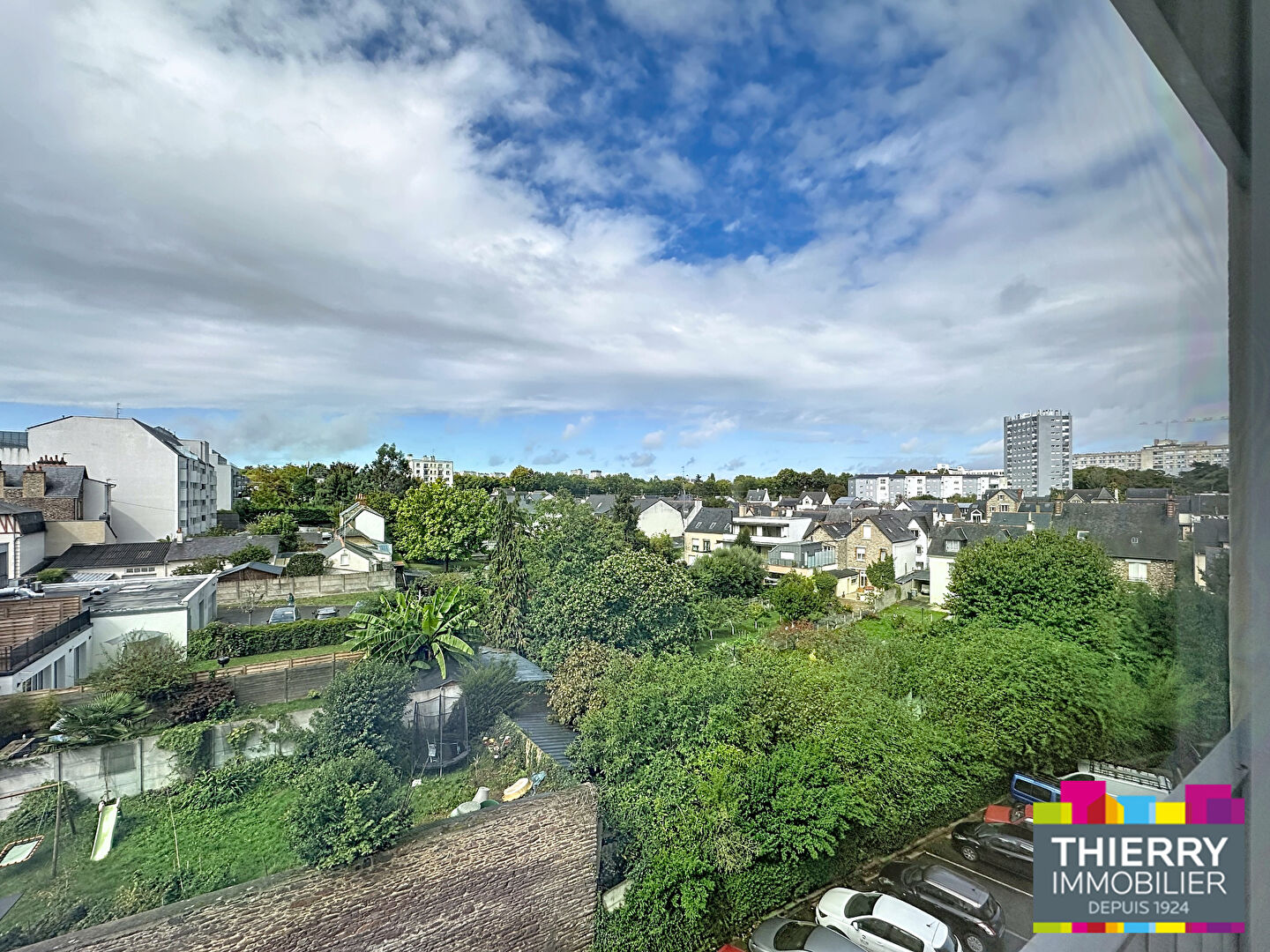 Photo BOURG L'EVÊQUE image 3/6