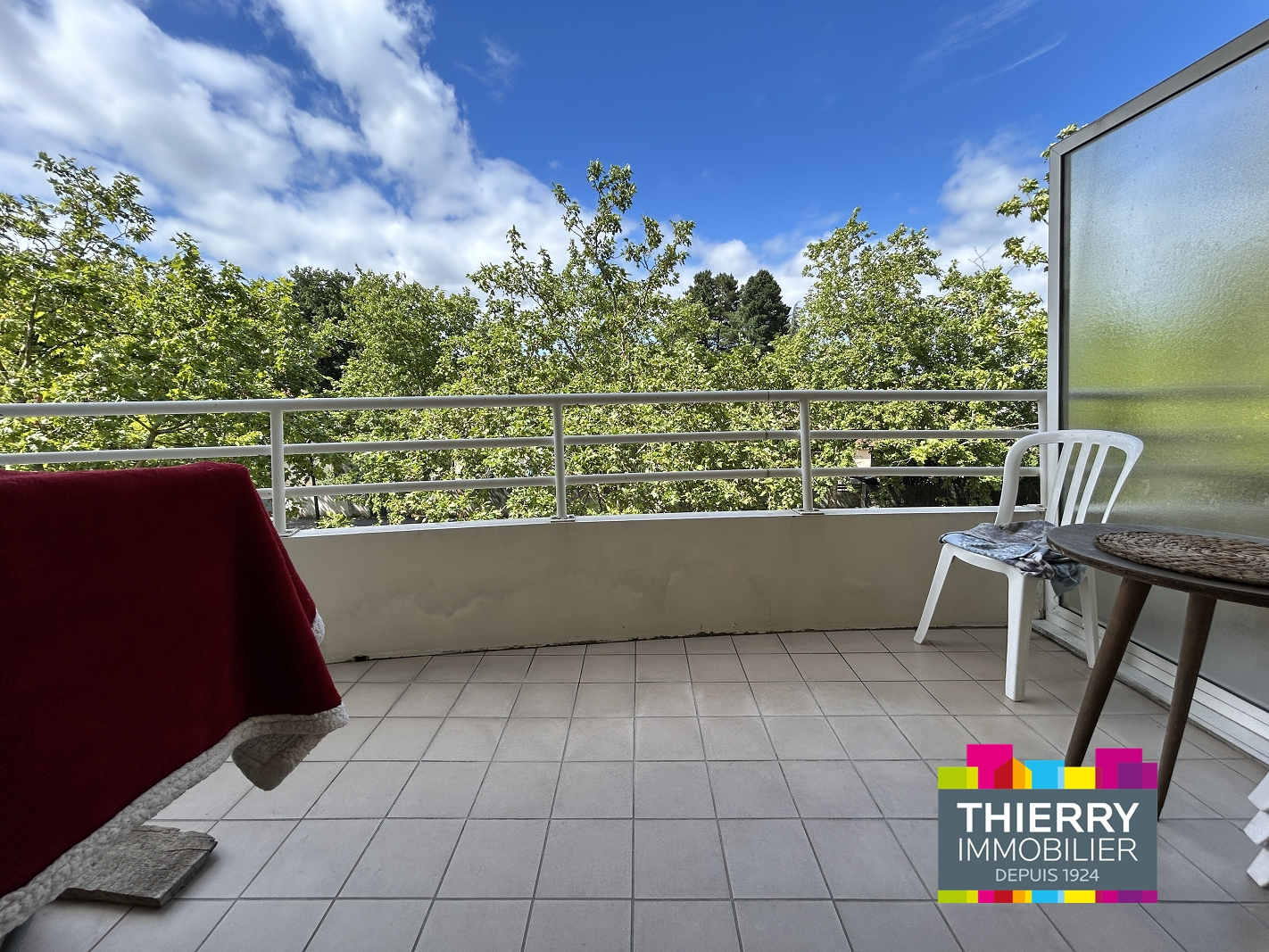 Photo Appartement Saint Sébastien Sur Loire 1 pièce 29 m2 Terrasse image 2/6