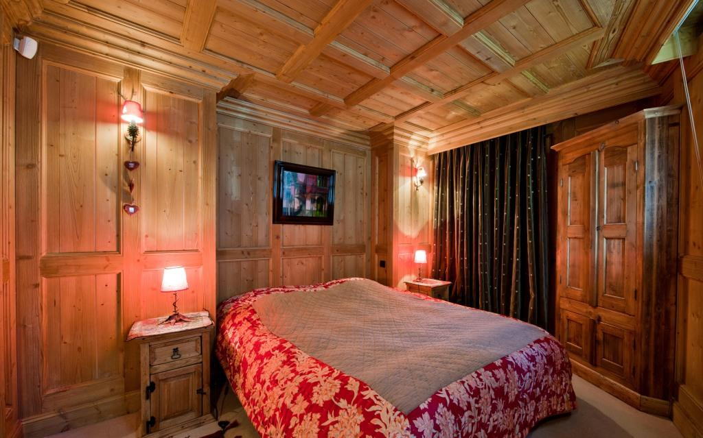 Photo Charmant et traditionnel chalet 4 chambres en-suites au coeur de Courchevel 1850 image 5/6