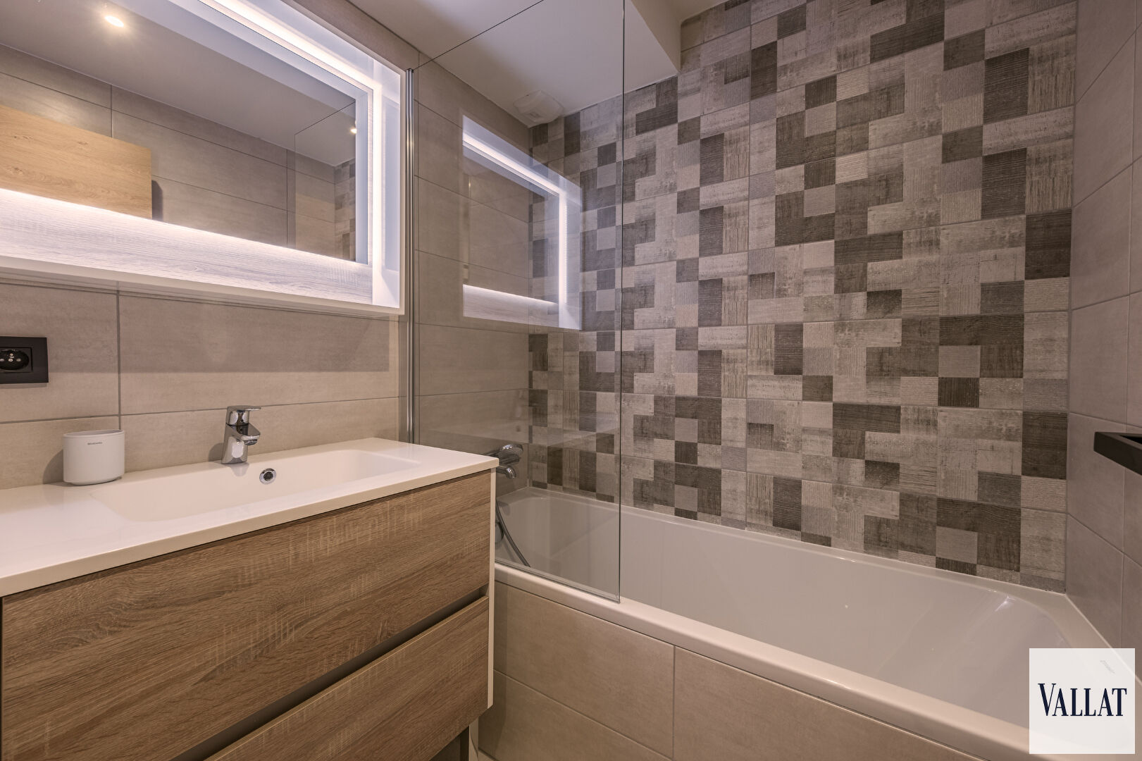 Photo Appartement 2 chambres de 64 m2 dans résidence récente de Courchevel Moriond image 6/6