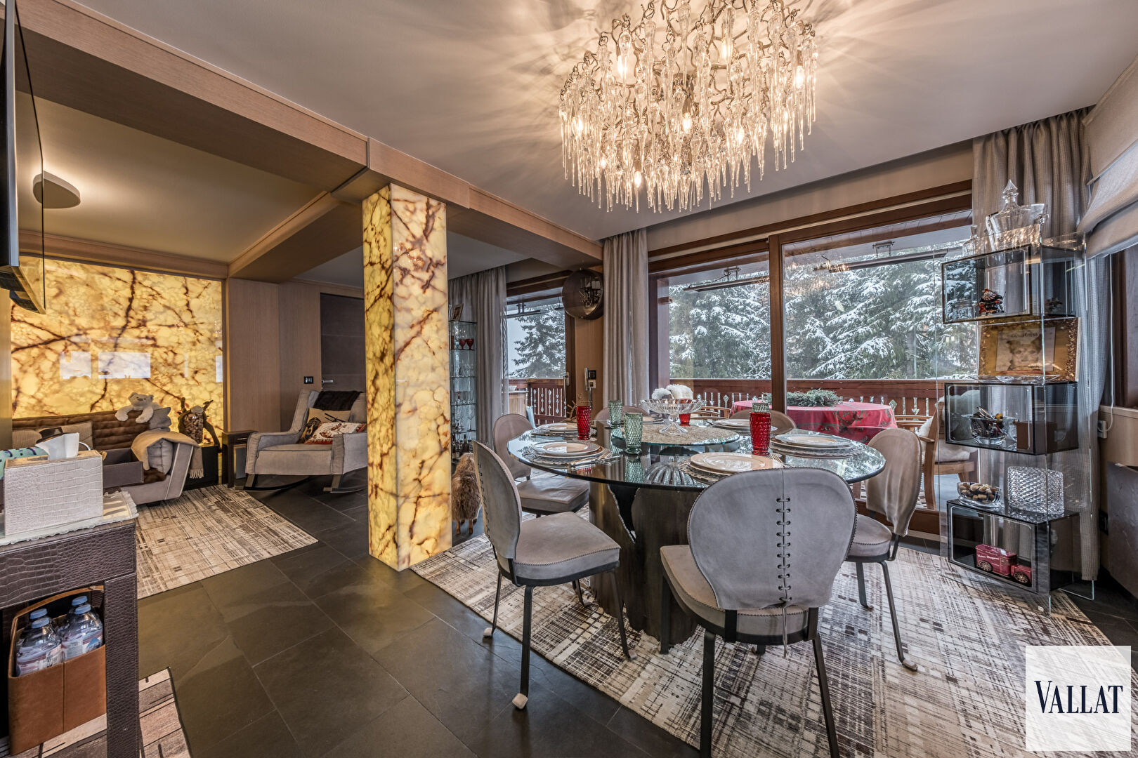 Photo Appartement Courchevel 1850 5 pièce(s) 115 m2 image 3/6