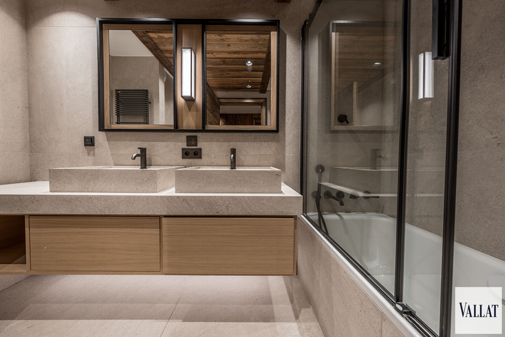 Photo MERIBEL - EXCEPTIONNEL APPARTEMENT SKIS AUX PIEDS image 5/6