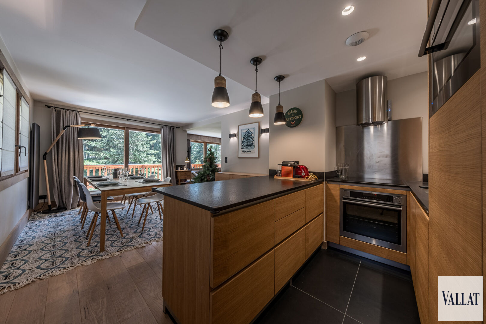 Photo EXCLUSIF -EXCEPTIONNEL APPARTEMENT AU PIED DES PISTES image 5/6