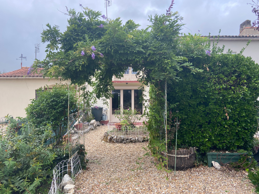 Maison F3 (63 m²) à vendre à SAUJON