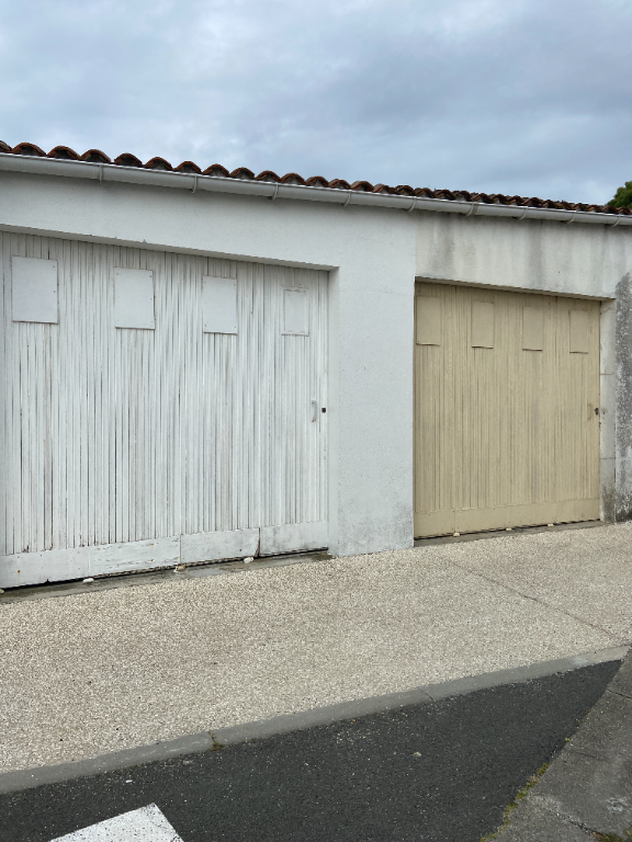 GARAGE CENTRE VILLE