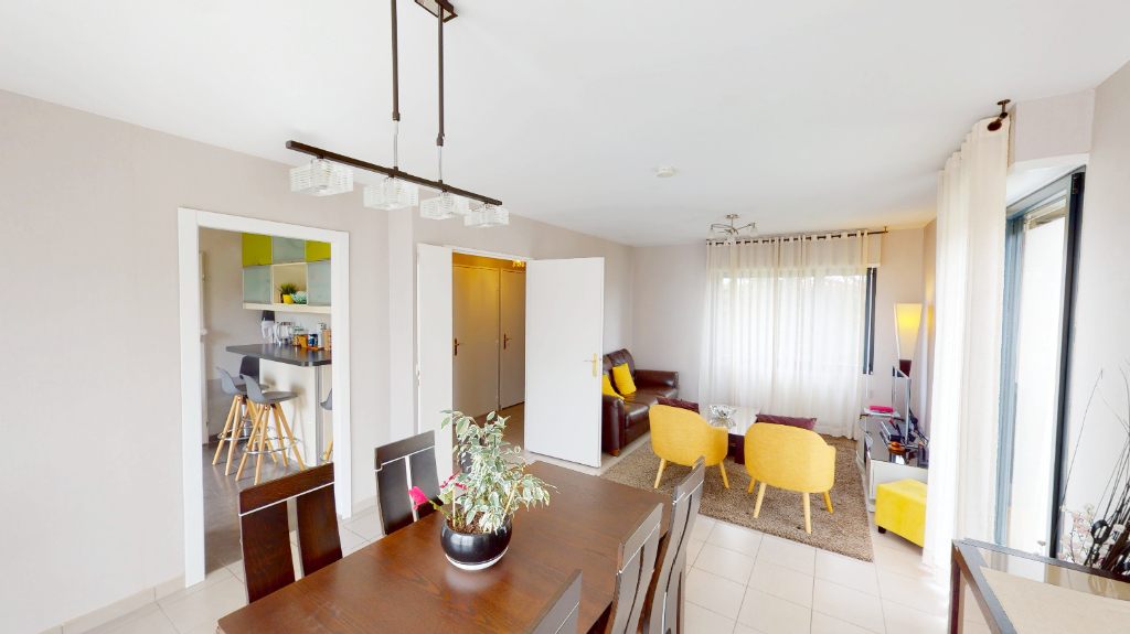 LA QUEUE EN BRIE : maison F5 à vendre
