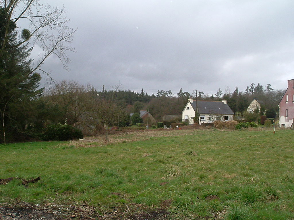 SAINT-CARREUC