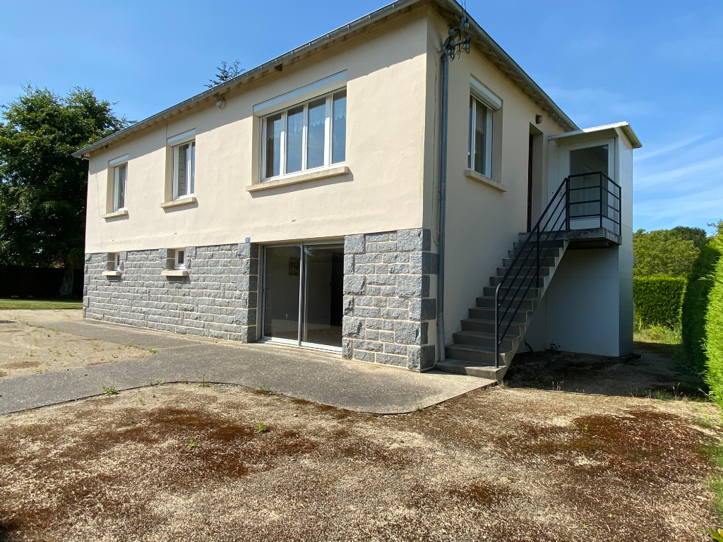 Maison traditionnelle à Hillion