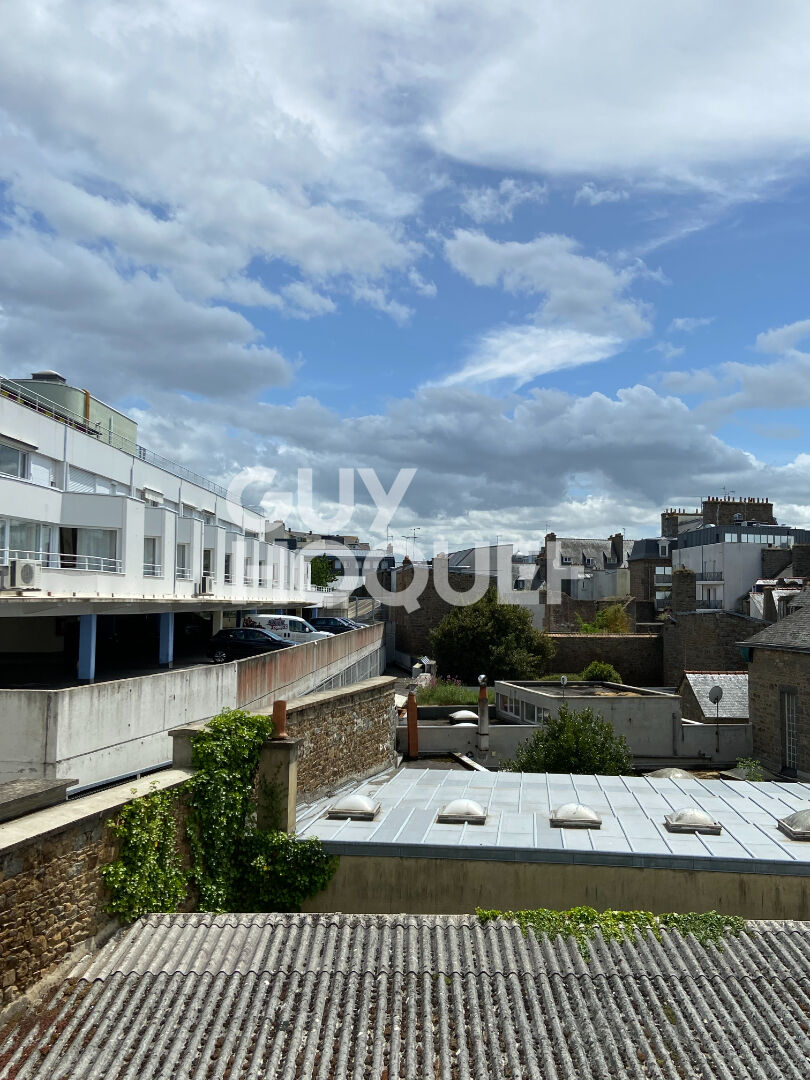 Appartement de type 4 hyper centre