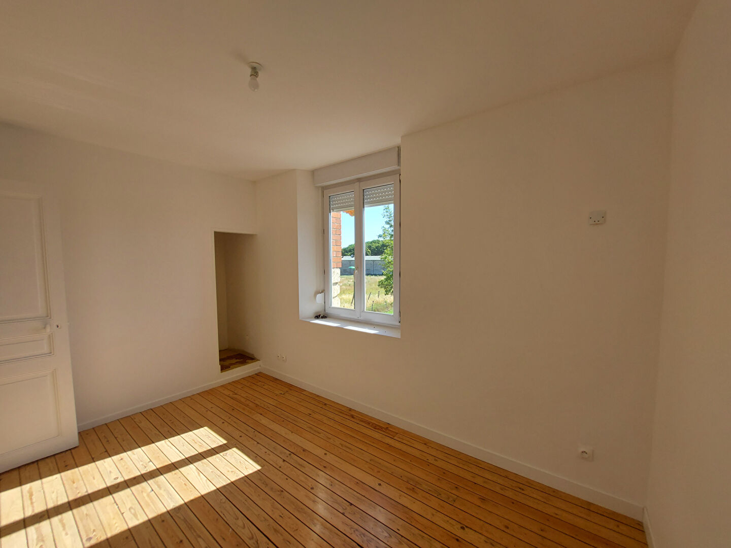 Photo 10 KMS DE GUIGNICOURT Appartement La Ville Aux Bois Les Pontavert 4 pièce(s) 82 m2 image 2/6