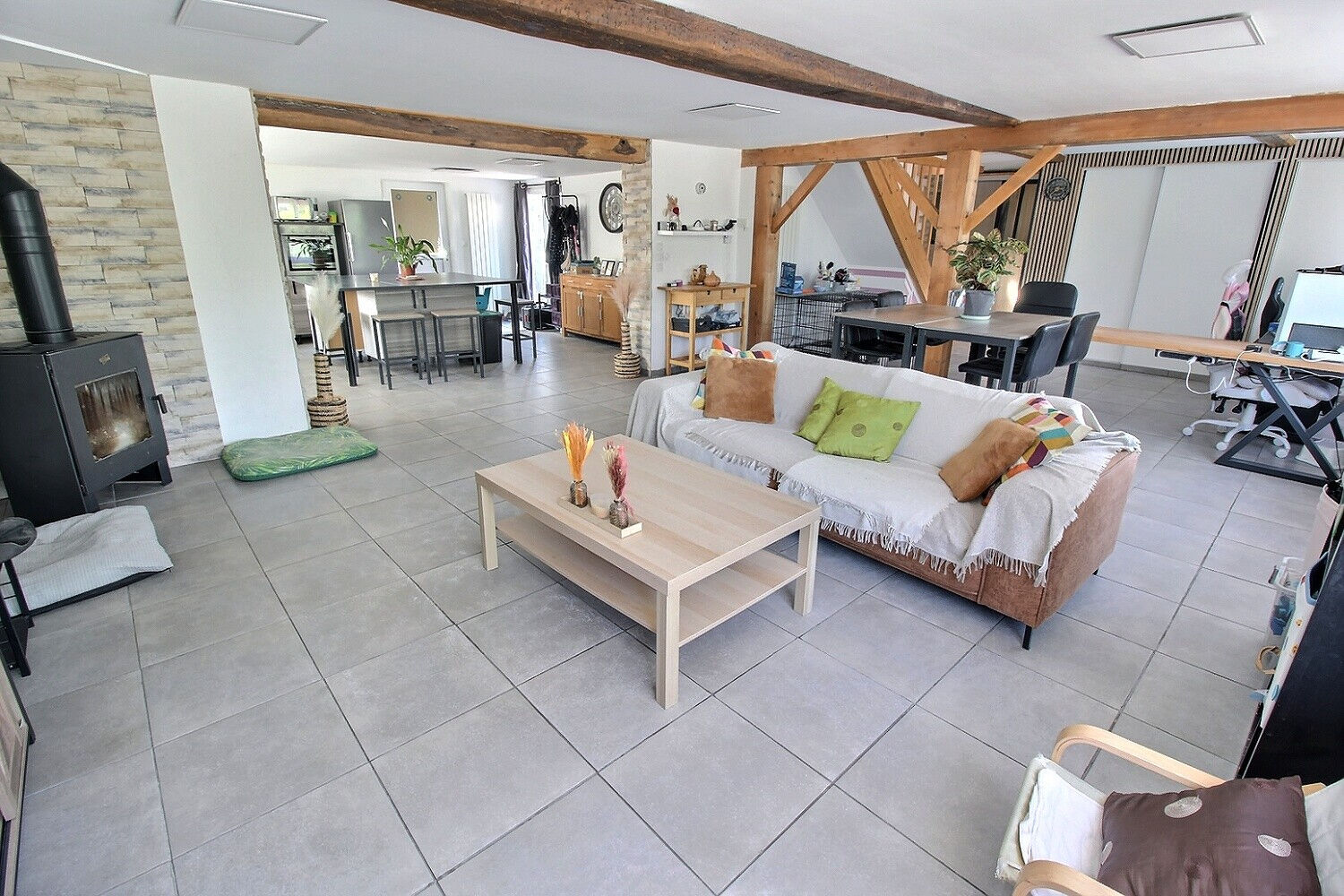 Saint Loup en Champagne : maison 3 chambres- dépendances