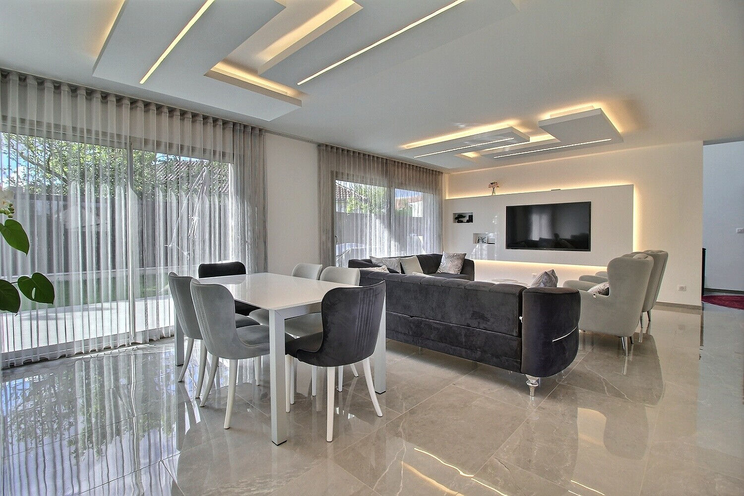 ORMES - 5 min de REIMS - Maison contemporaine de 2023 - 4 chambres - sous-sol