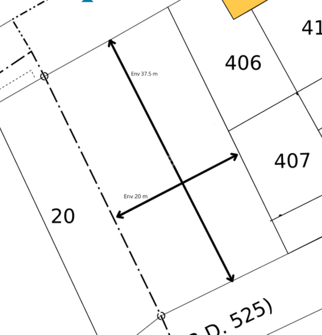 PROUVAIS : Terrain 745m²