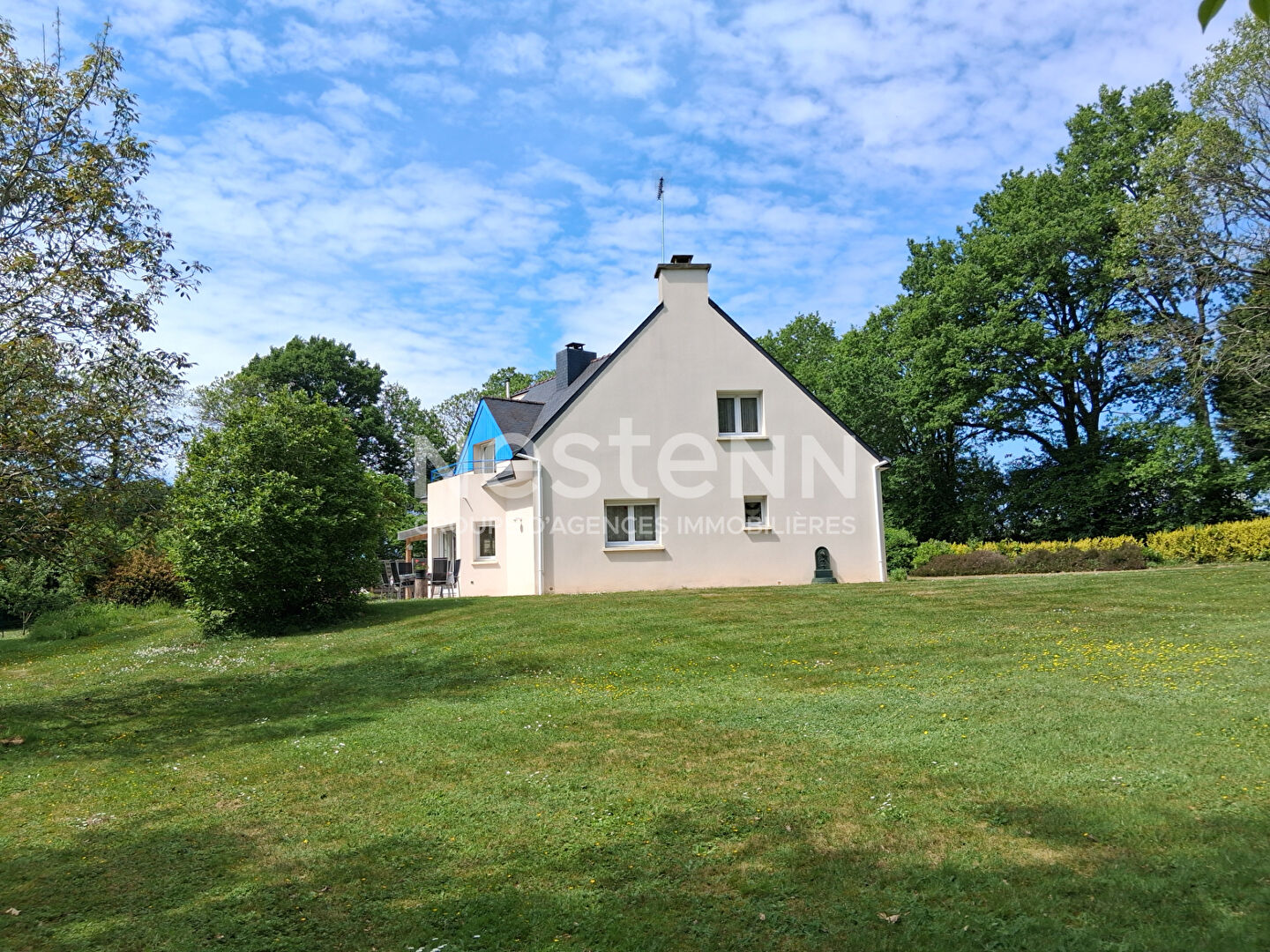 Maison à vendre Treffléan, 158 m², 5 chambres avec un terrain de 6500 m²