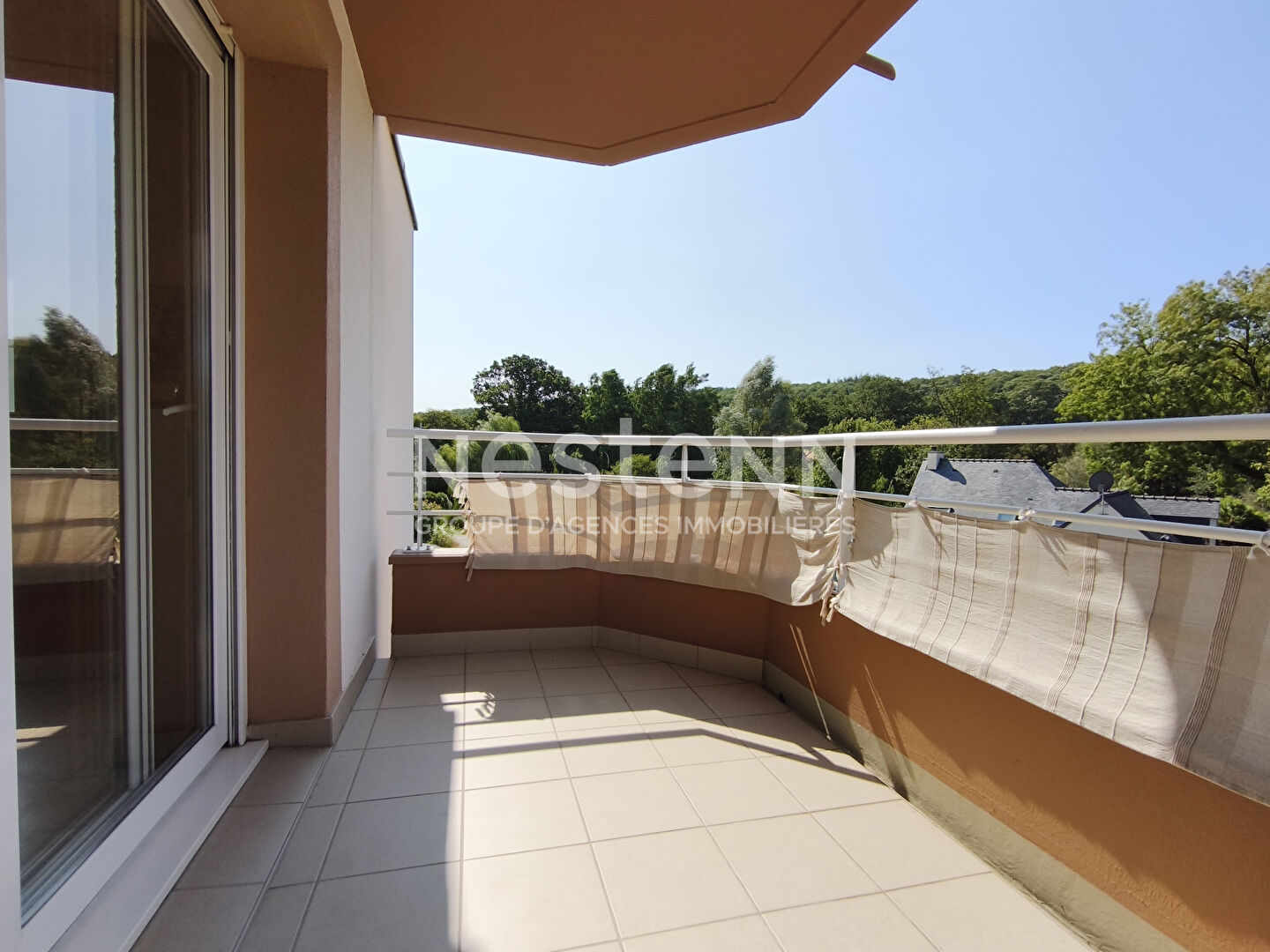 Appartement T2 à vendre à Saint Nolff - Proche commerces et écoles - Parking - Cave