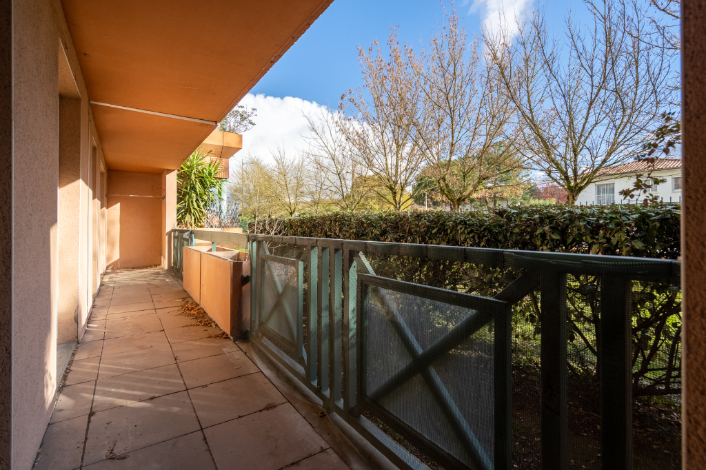 MURET Quartier Barry Appartement T3 en rdc avec terrasse et
