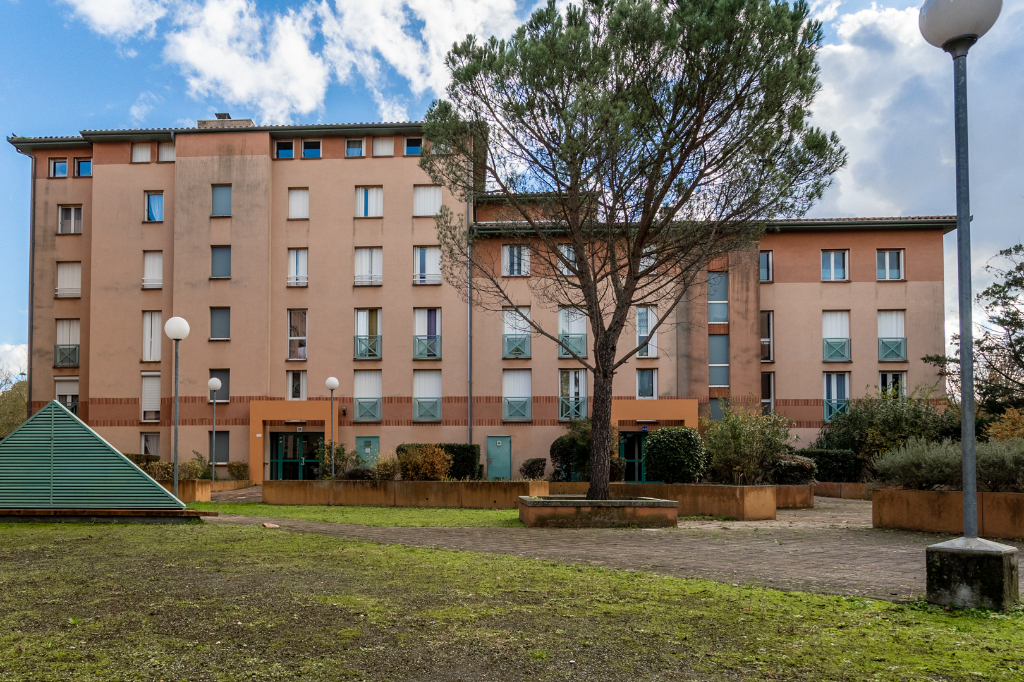 MURET Quartier Barry Appartement T3 en rdc avec terrasse et