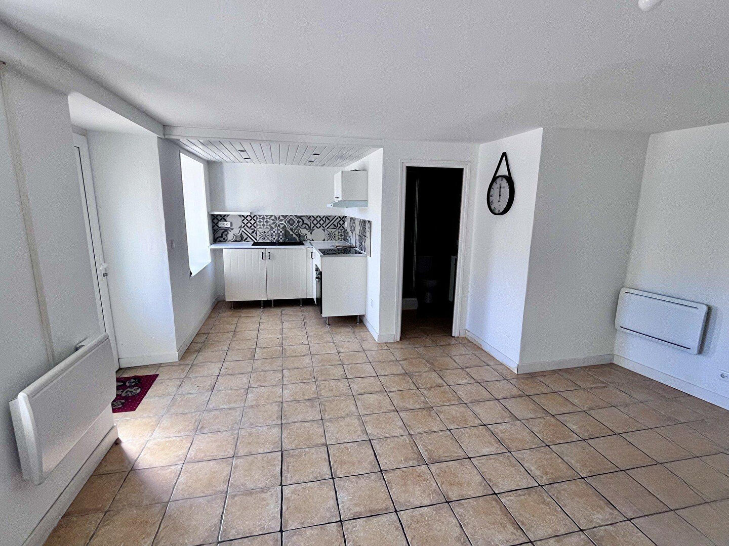 Maison louée bourg de La Chèze deux chambres