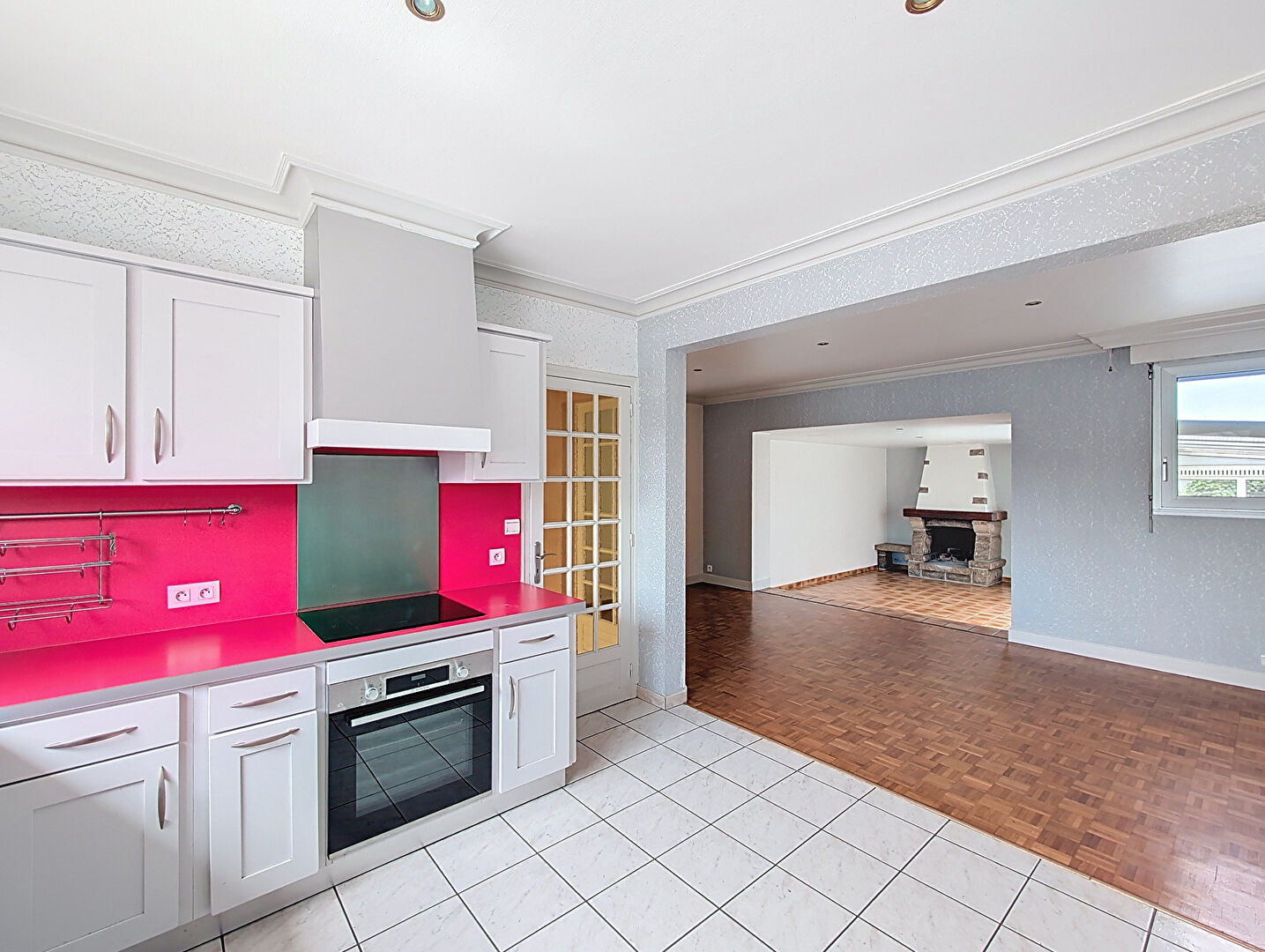 Maison à vendre à Yffiniac - Maison familiale en plein bourg de Yffiniac, profitant de trois chambres et un jardin agréable !