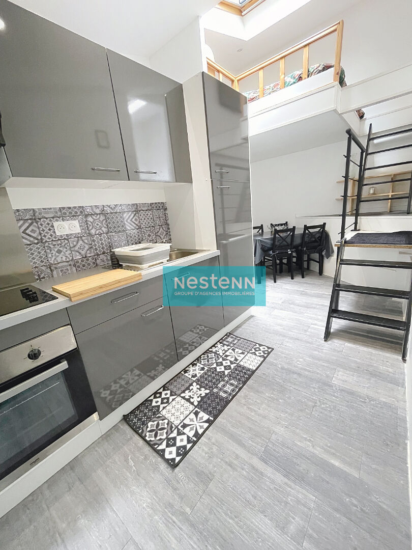 Immeuble composé d'un appartement et d'un local à Matignon