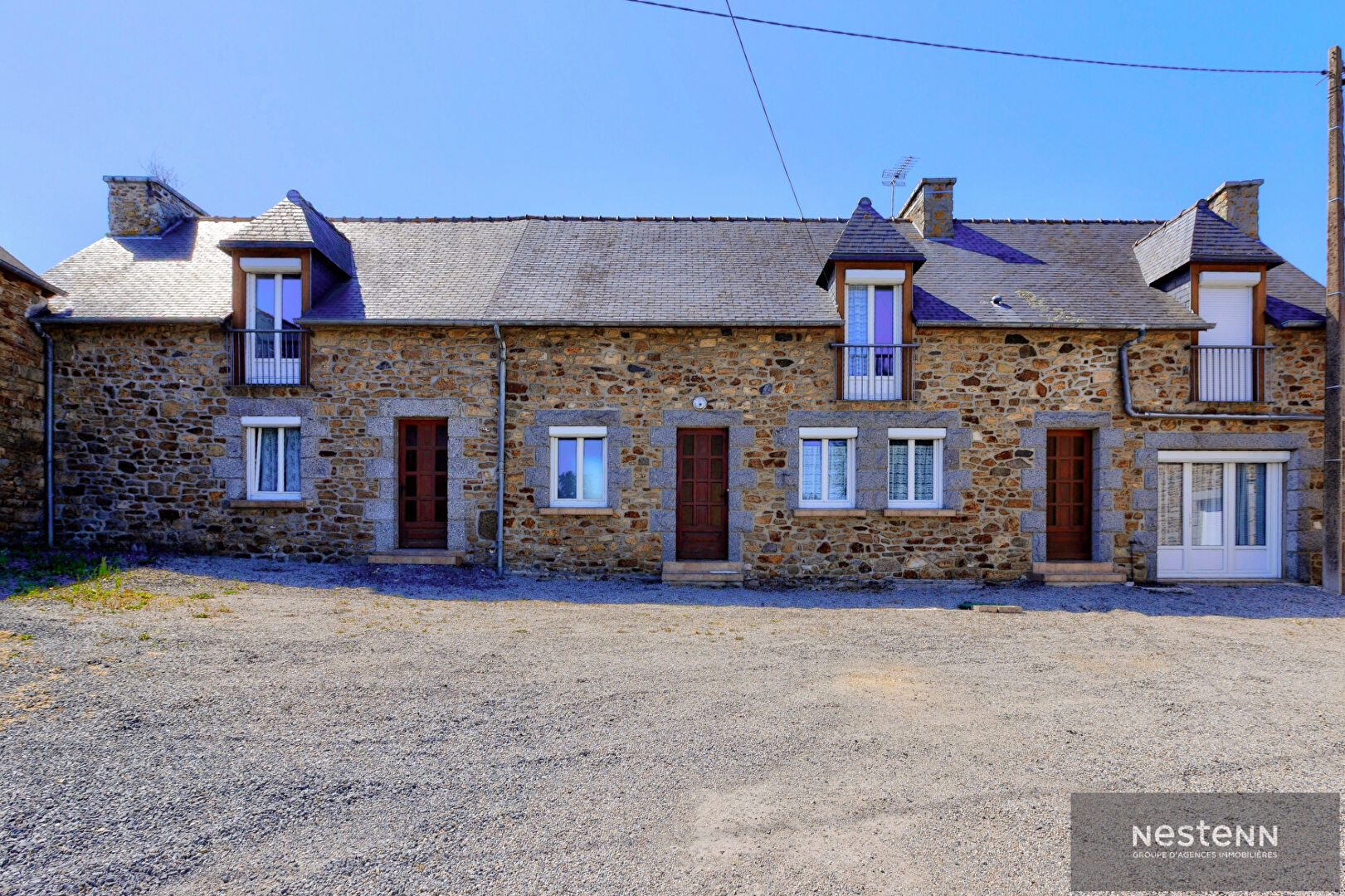 A vendre - PLEDRAN - Longère avec un fort potentiel, 218m² environ