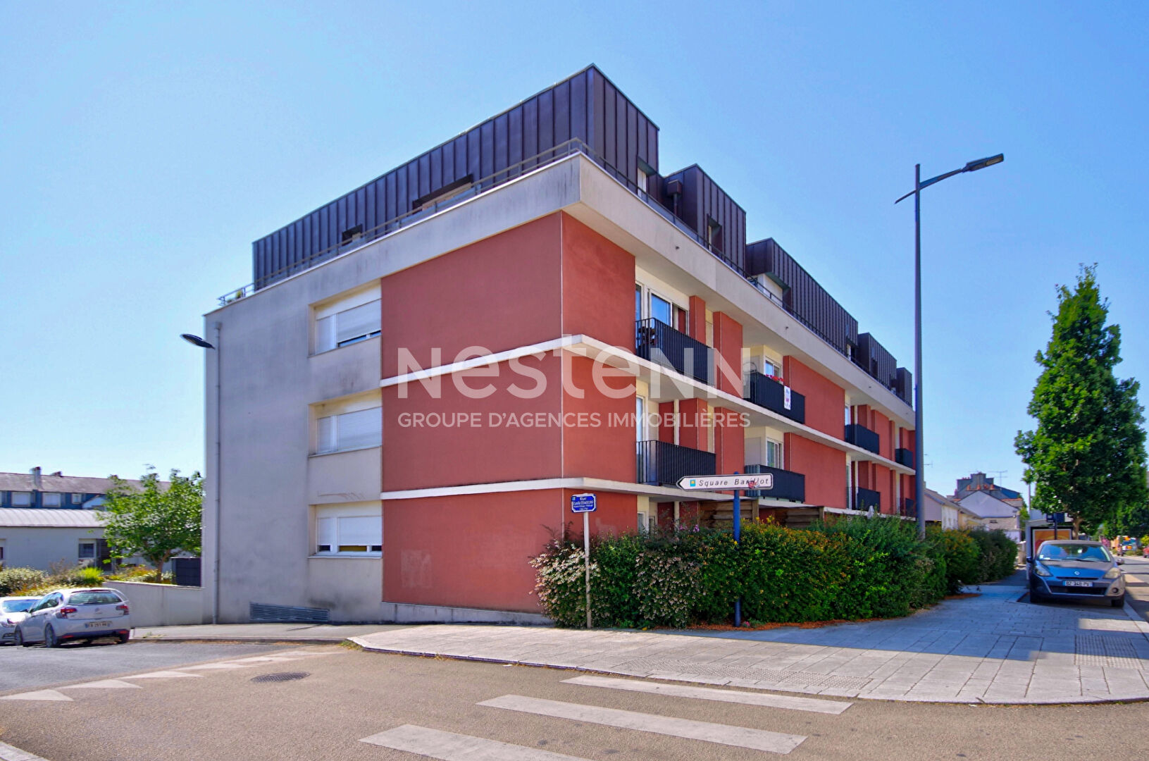 APPARTEMENT DE STANDING AVEC BALCON ET TERRASSE 3 CHAMBRES QUARTIER ROBIEN AVEC GARAGE