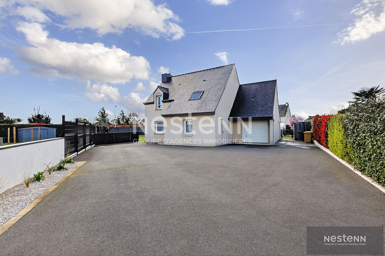 Maison contemporaine 5 chambres, 830m² de terrain sans vis à vis en impasse au calme!