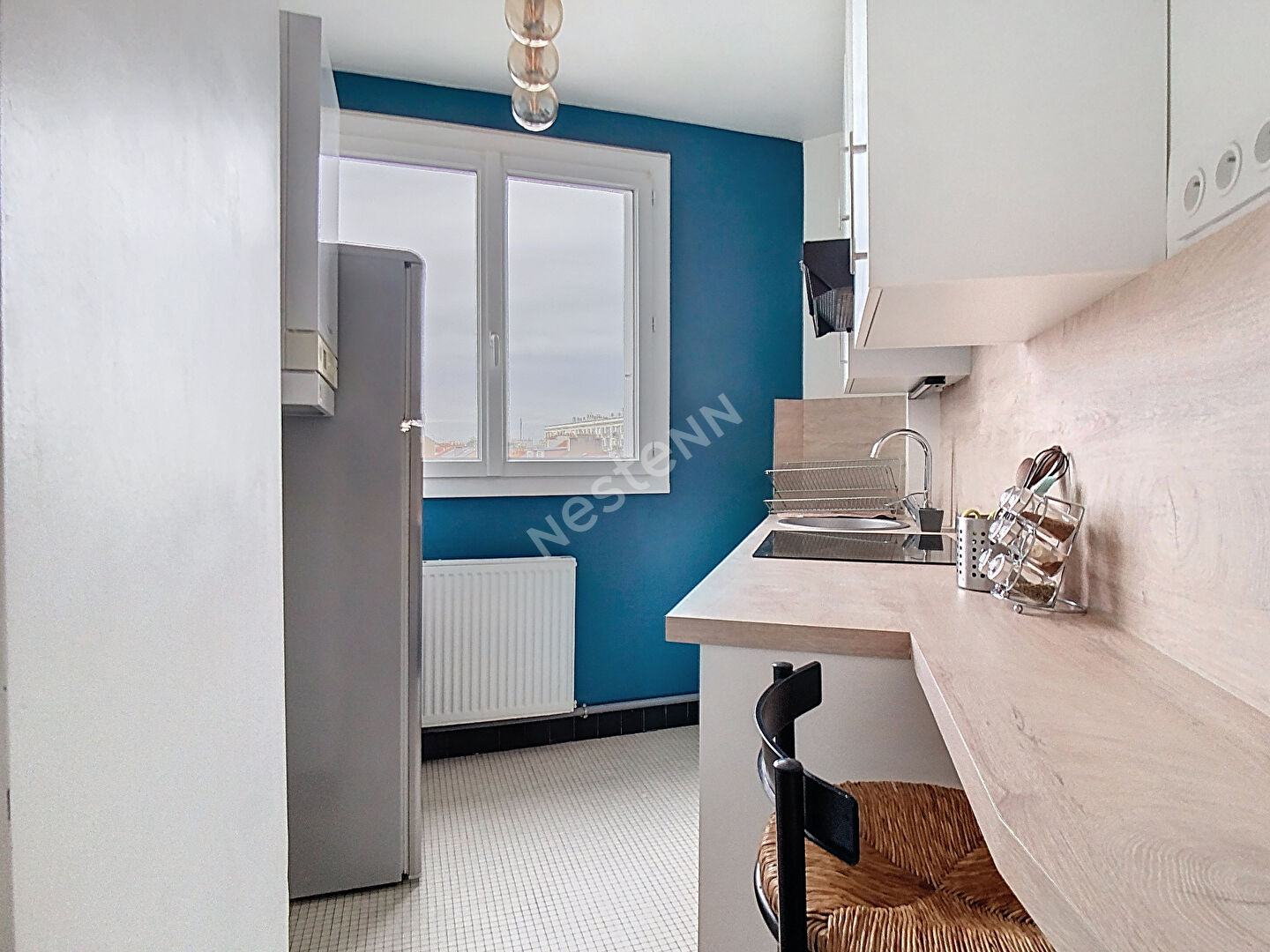 Photo Nantes Rond-Point-de-Vannes - T1 en dernier étage avec balcon et stationnement sécurisé image 4/6