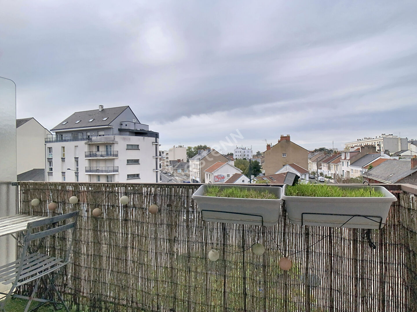 Photo Nantes Rond-Point-de-Vannes - T1 en dernier étage avec balcon et stationnement sécurisé image 6/6