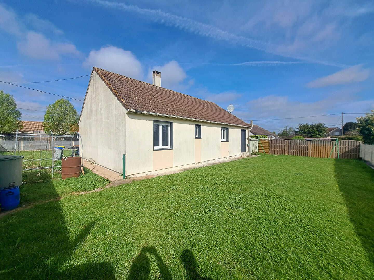 MAISON DE PLAIN-PIED RENOVEE A SAINT JEAN DE LA MOTTE