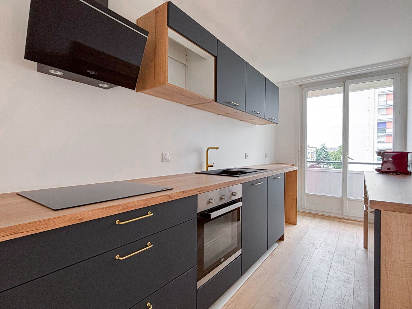 A vendre - Appartement T5 de 95 m² refait à neuf avec balcons et cave à Trélazé