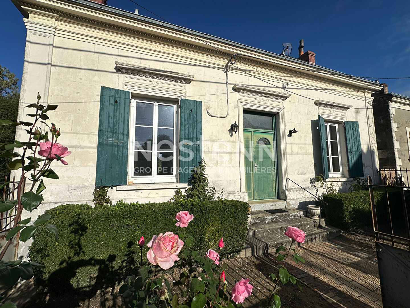 Vente charmante maison de village en pierre de taille de 110,22 m² avec 3 chambres, caves, jardin à Lavernat (72500)