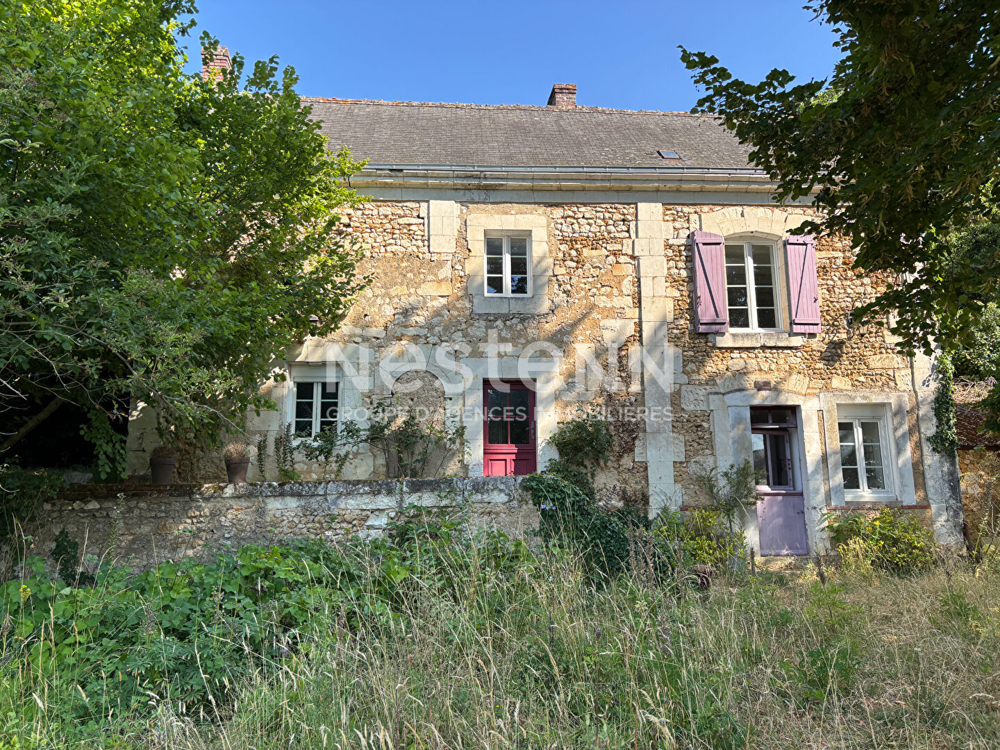 Ancienne maison de Maître en pierre à restaurer - Vue exceptionnelle - Vallée du Loir