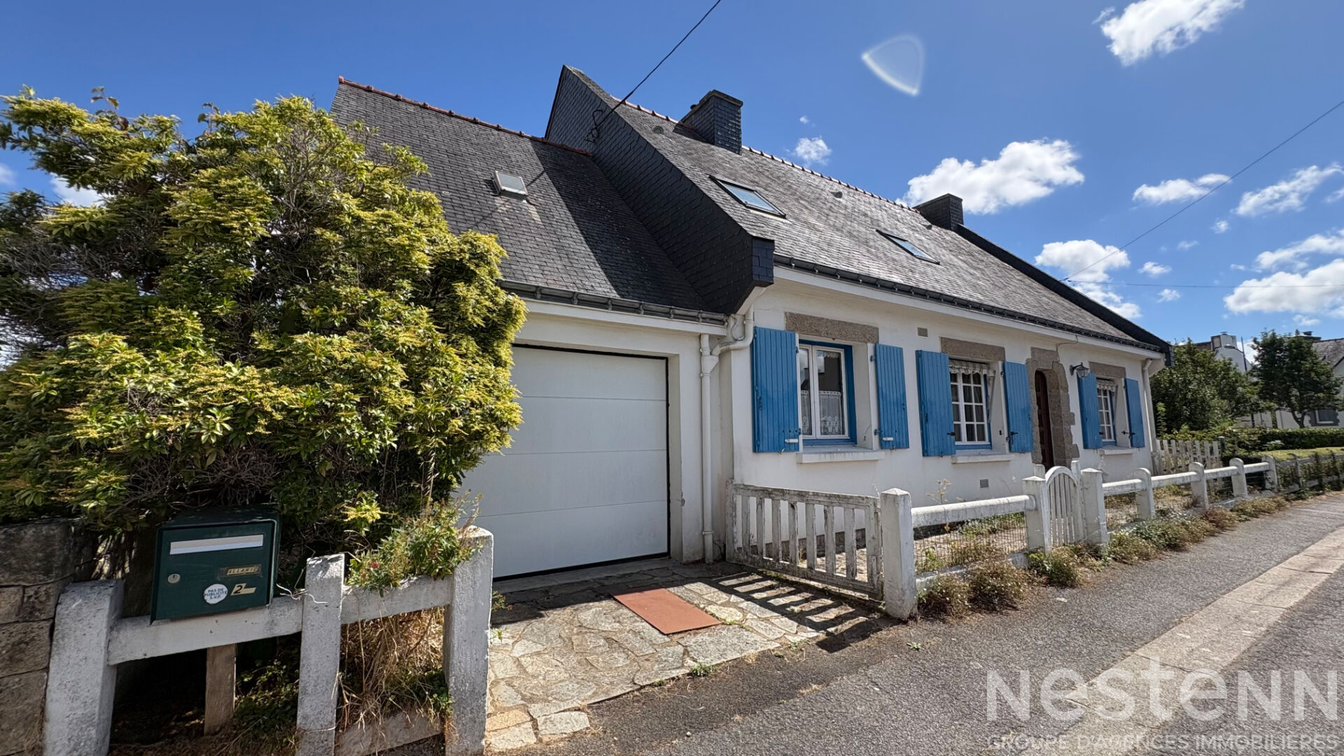 Maison traditionnelle à rénover à Auray, proche de la gare