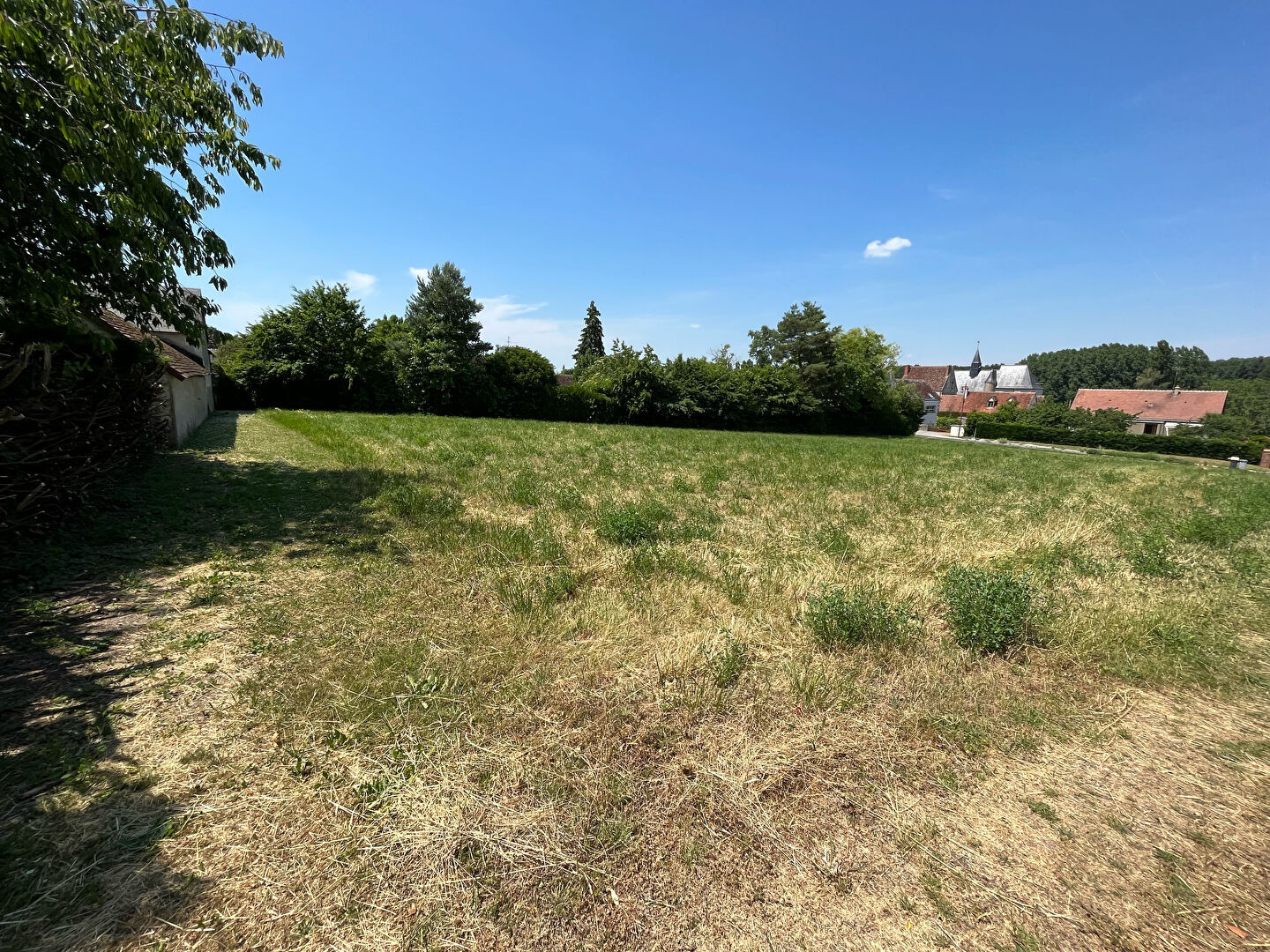Terrain constructible viabilisé de 462 m²