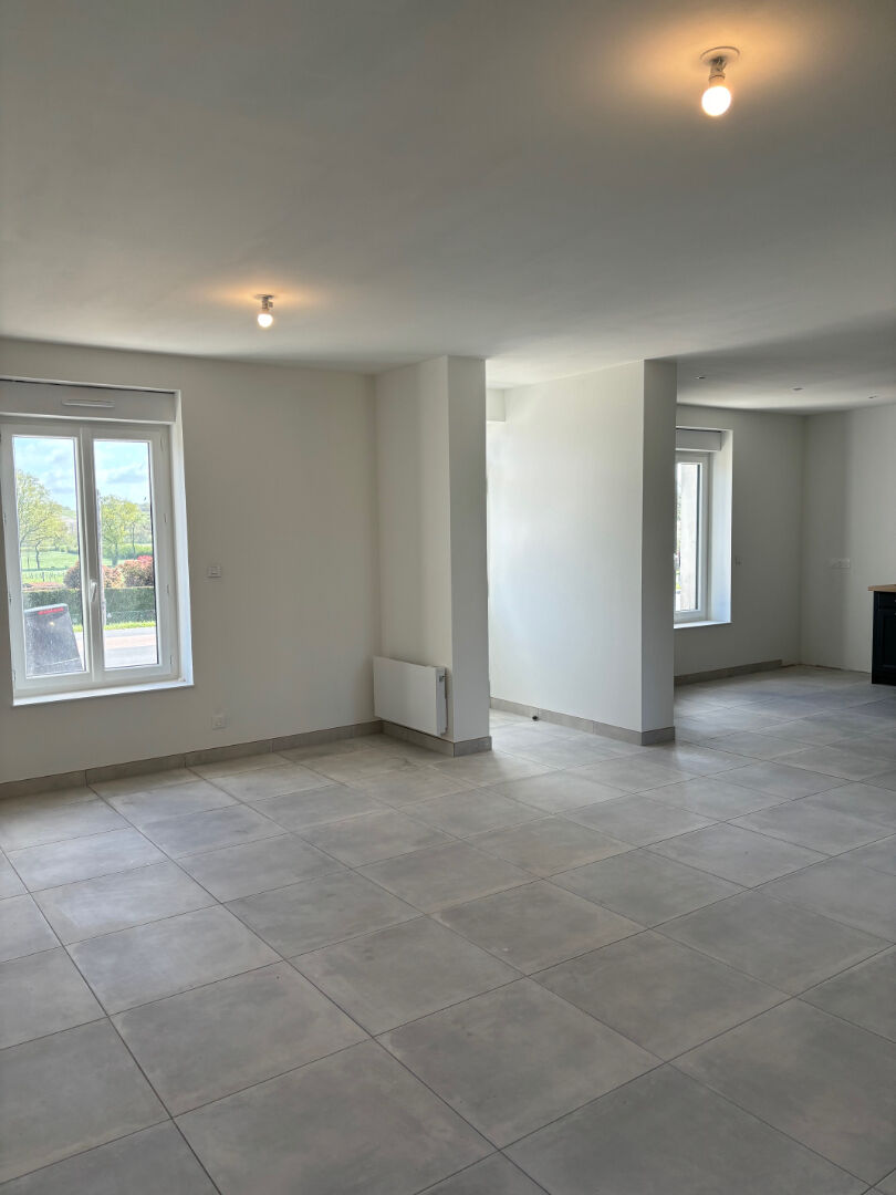 Photo Maison entièrement rénovée à louer à Fléré-la-Rivière image 3/6