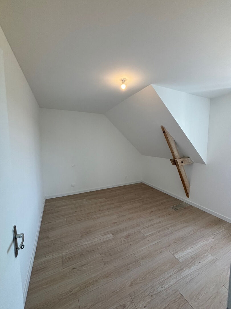 Photo Maison entièrement rénovée à louer à Fléré-la-Rivière image 6/6