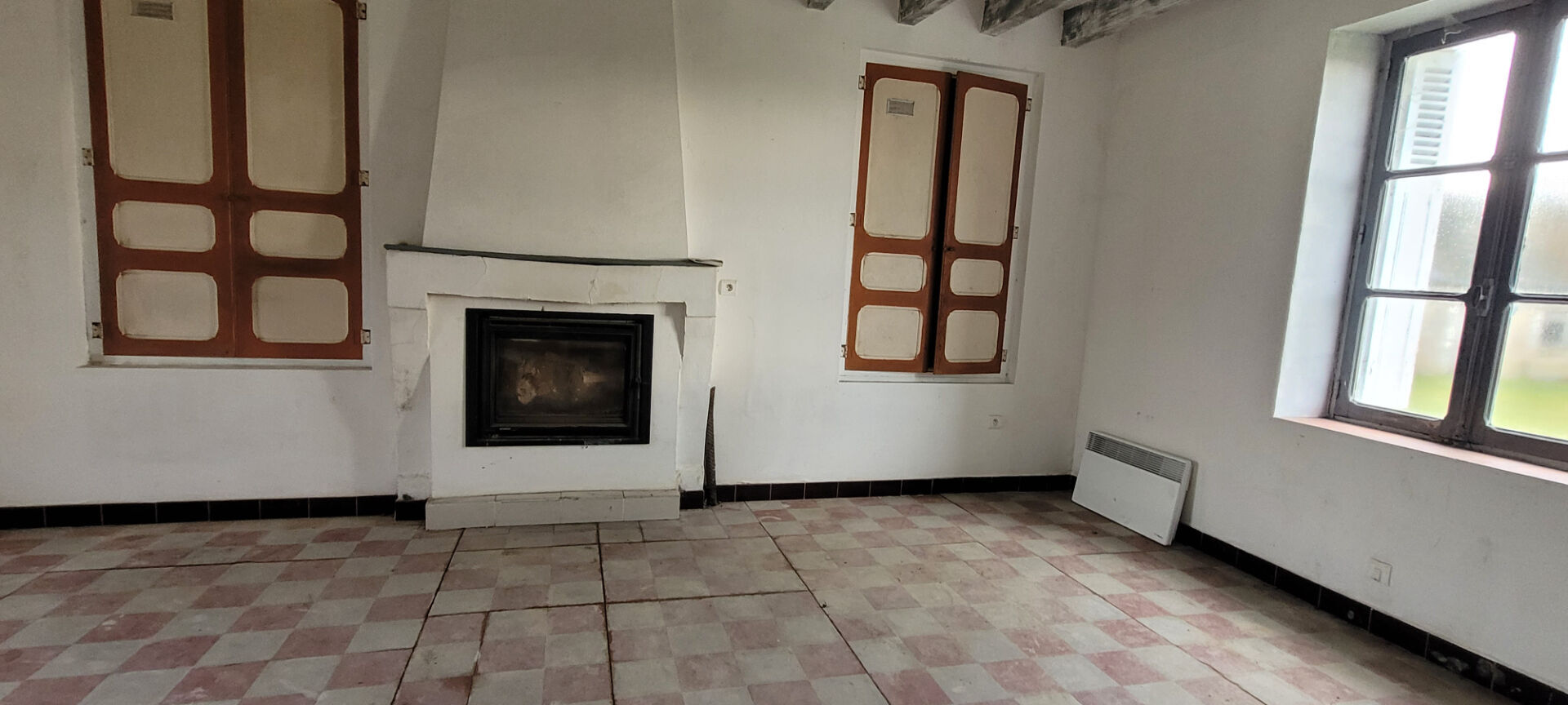 Photo Corps de ferme : Proche BEAUVAL image 4/6