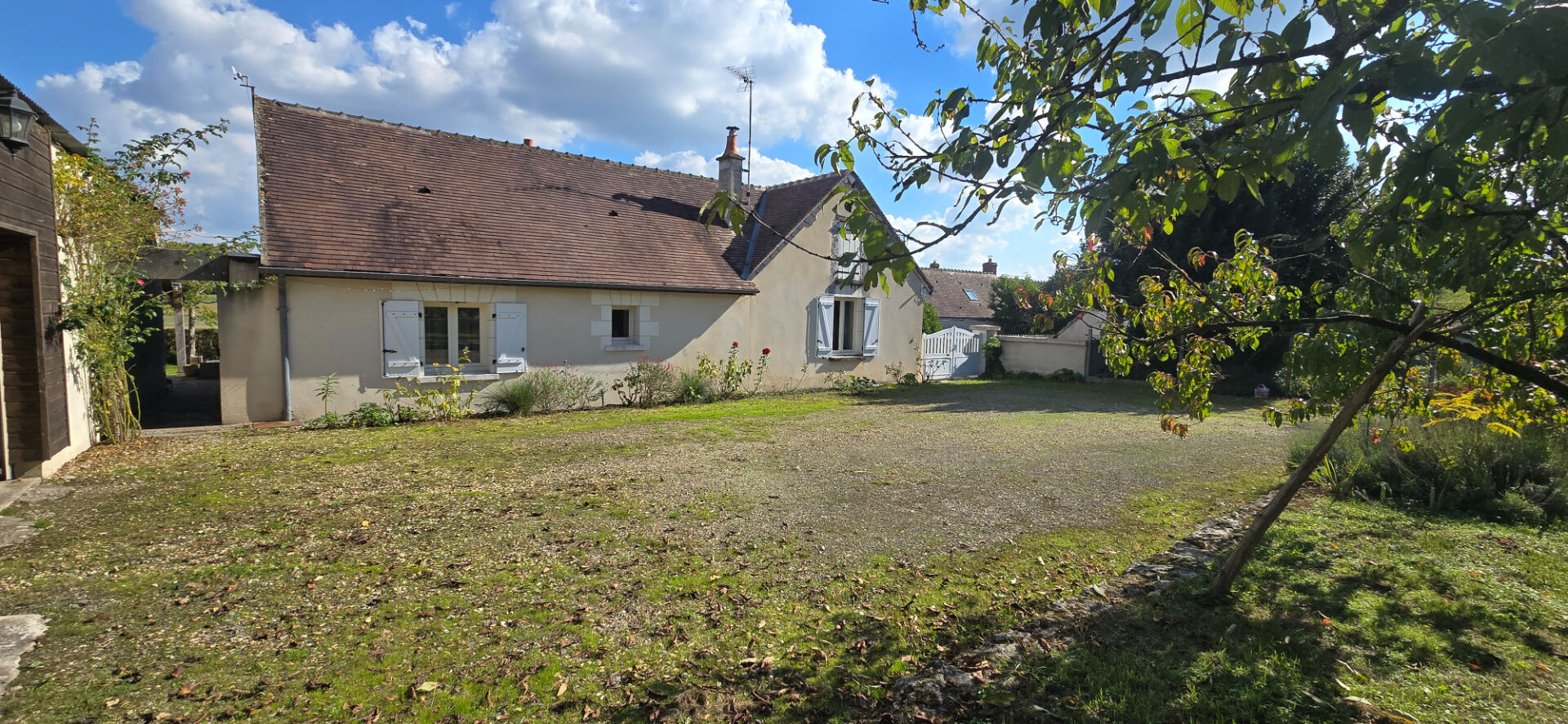 Photo 10 Min de Loches: Propriété sur plus d'1 hectare image 2/6