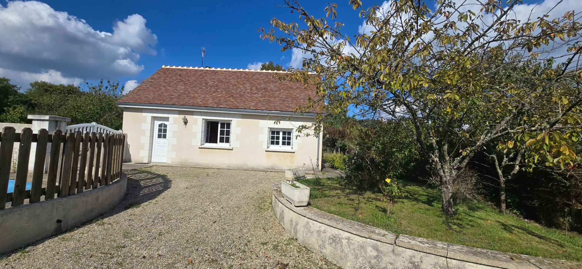 Photo 10 Min de Loches: Propriété sur plus d'1 hectare image 4/6