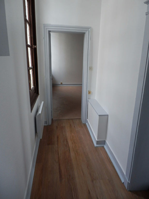 Photo Appartement à louer hyper centre de Loches image 4/6