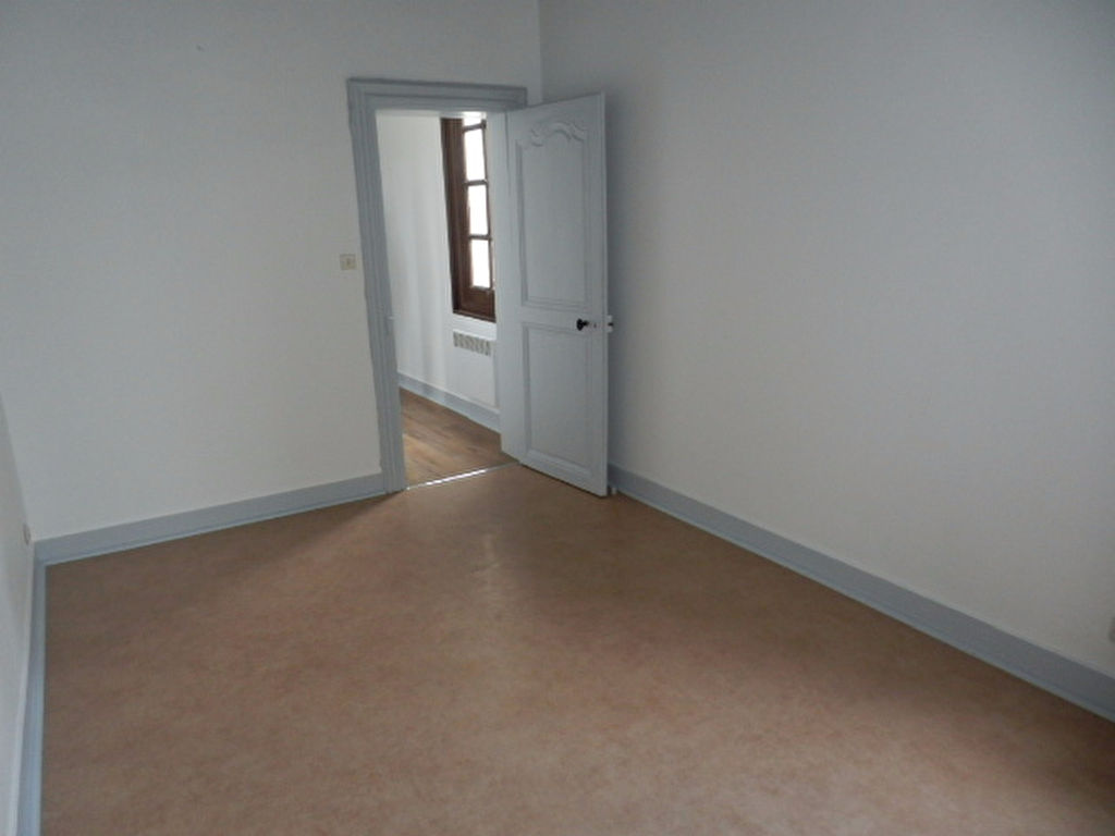 Photo Appartement à louer hyper centre de Loches image 6/6